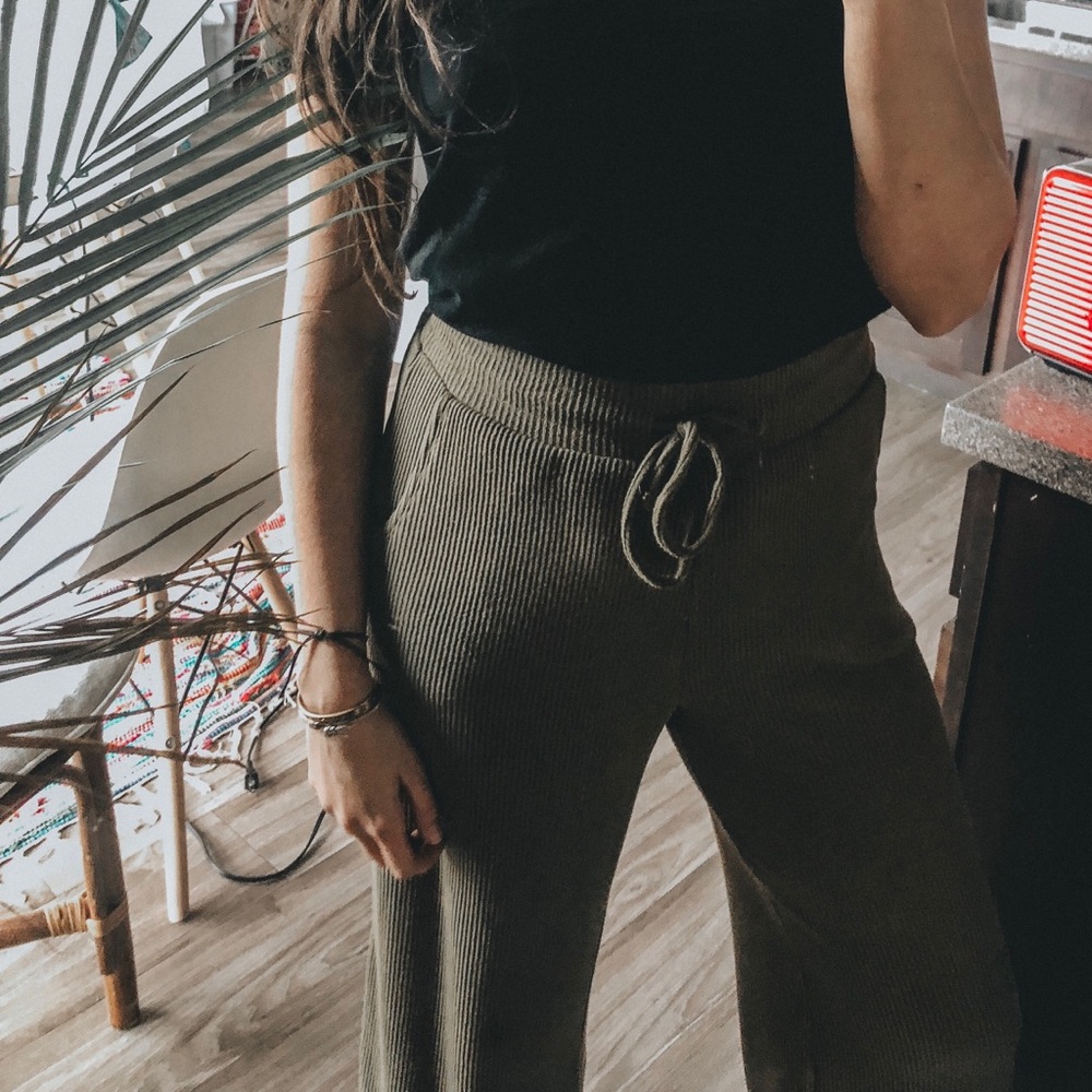 BP (Nordstrom) Olive Green Ribbed Cropped Pants